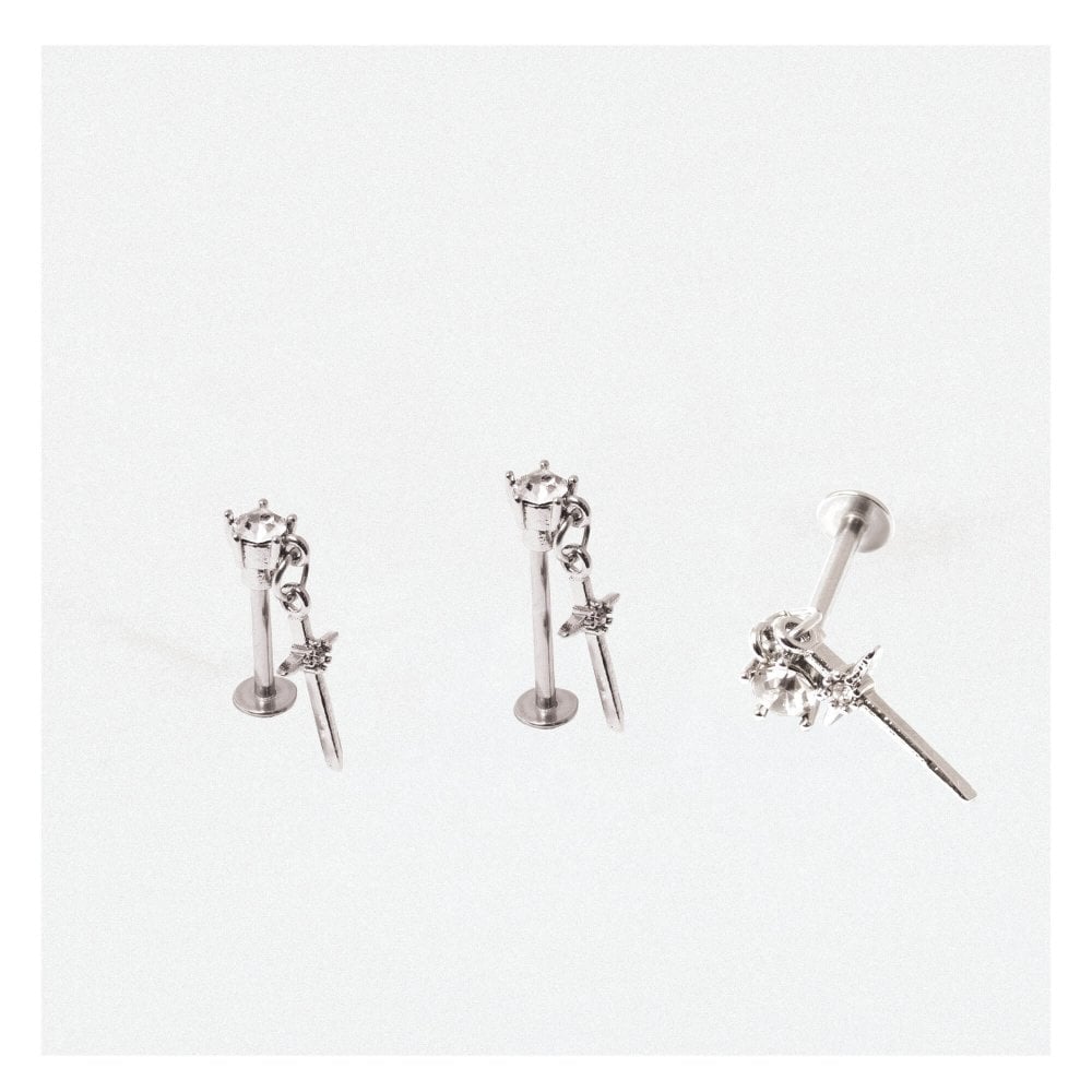 Dangly Cross Labret.